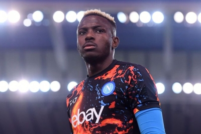 وسط ترقب لرد نابولي.. الهلال يرفع عرضه لضم أوسيمين 5 وسط ترقب لرد نابولي.. الهلال يرفع عرضه لضم أوسيمين