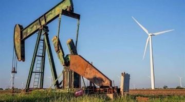أسعار النفط ترتفع 3.7%.. وبرنت يسجل 65.16 دولاراً للبرميل