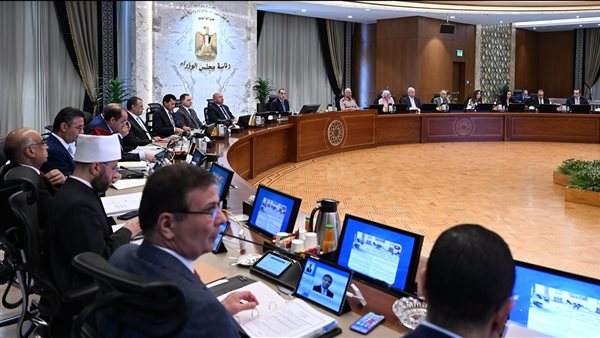 وزير قطاع الأعمال: الانتهاء من المرحلة الأولى لتطوير 30 مصنع نسيج 5 وزير قطاع الأعمال: الانتهاء من المرحلة الأولى لتطوير 30 مصنع نسيج