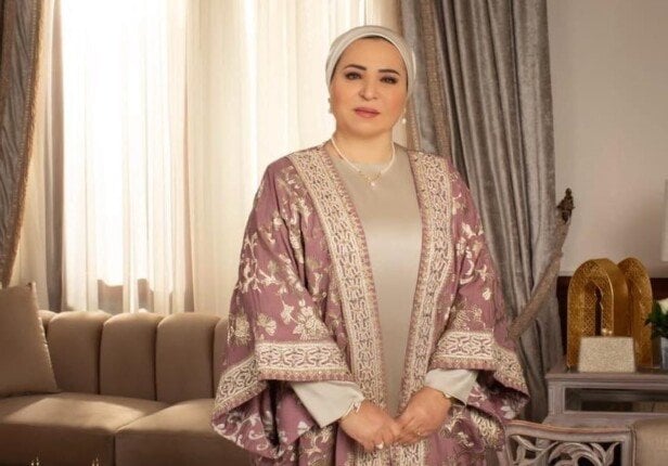 السيدة انتصار السيسي تُهنئ الأمتين العربية والإسلامية بعيد الأضحى 5 السيدة انتصار السيسي تُهنئ الأمتين العربية والإسلامية بعيد الأضحى