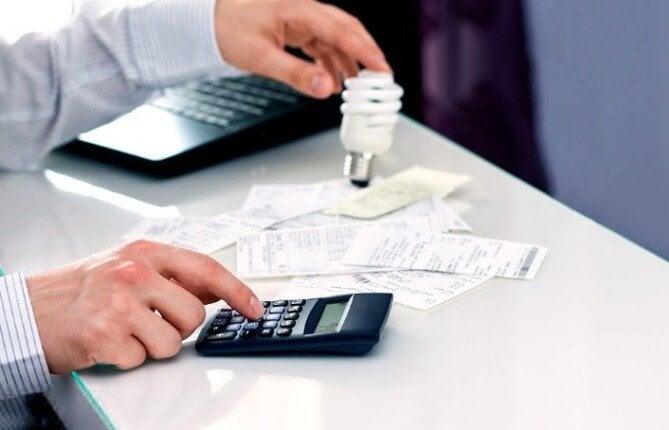 مع ارتفاع درجات الحرارة.. خطوات ترشيد استهلاك الكهرباء 5 مع ارتفاع درجات الحرارة.. خطوات ترشيد استهلاك الكهرباء