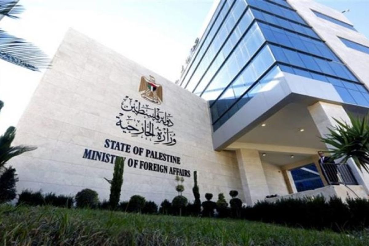 الخارجية الفلسطينية تثمن جهود المتضامنين الدوليين على سفينة "كسر الحصار" وتطالب بحمايتهم 5 الخارجية الفلسطينية تثمن جهود المتضامنين الدوليين على سفينة “كسر الحصار” وتطالب بحمايتهم
