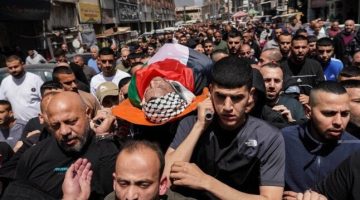 4 شهداء بينهم طفلان في قصف خيمة نازحين شمال خان يونس