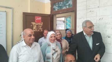 مدير تعليم القليوبية يشدد على الدقة في تصحيح امتحانات الشهادة الإعدادية