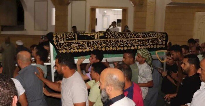 جنازه مهيبة.. تشييع جثمان شهيد الشهامة خالد عبد العال بمسقط رأسه بالدقهلية (صور) 5 جنازه مهيبة.. تشييع جثمان شهيد الشهامة خالد عبد العال بمسقط رأسه بالدقهلية (صور)