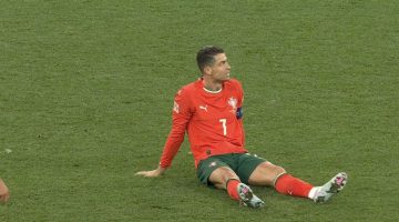 مباراة البرتغال وإسبانيا.. كريستيانو رونالدو يغادر مصاب بعد التعادل أمام الماتدور (صور)
