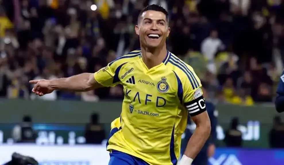 رونالدو مستمر مع النصر.. اتفاق نهائي وخطة جديدة لعودة البطولات 5 رونالدو مستمر مع النصر.. اتفاق نهائي وخطة جديدة لعودة البطولات