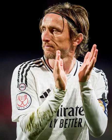 لوكا مودريتش على أعتاب سان سيرو.. ميلان يقترب من ضم نجم ريال مدريد السابق 5 لوكا مودريتش على أعتاب سان سيرو.. ميلان يقترب من ضم نجم ريال مدريد السابق