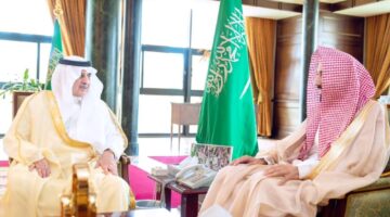 أمير تبوك يستقبل مدير هيئة الأمر بالمعروف في لقاء يبحث تعزيز التعاون