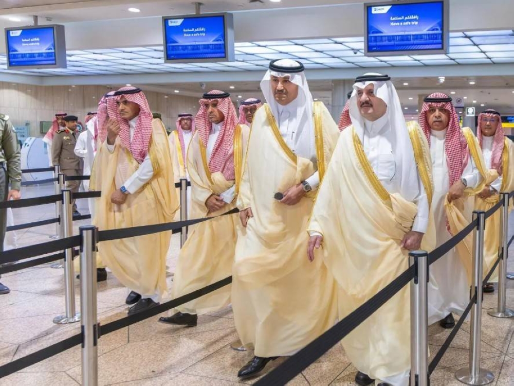 الكلمة المفتاحية: مطار الملك فهد الدولي
العنوان المعاد صياغته:
مطار الملك فهد الدولي يشهد تدشين البوابات الإلكترونية بحضور أمير الشرقية