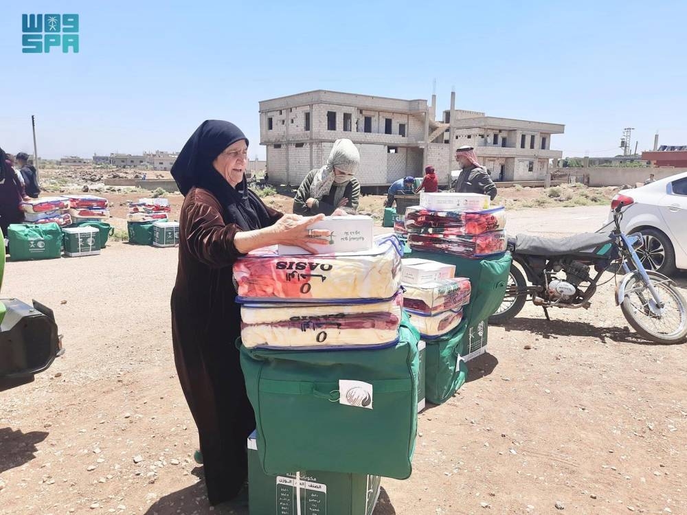 مساعدات إيوائية عاجلة تصل للمتضررين من حرائق اللاذقية لتحسين أوضاعهم الإنسانية