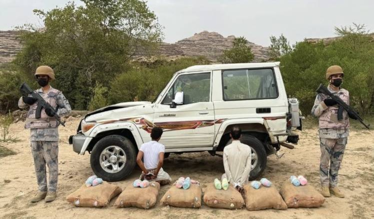 عسير: ضبط شخصين بحوزتهما 120 كيلوغراماً من القات خلال محاولة تهريب