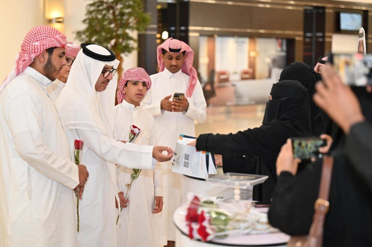 مركز التنمية الاجتماعية بجازان يُطلق مبادرة «خدمتنا بين يديك» لتحسين الخدمات للمواطنين