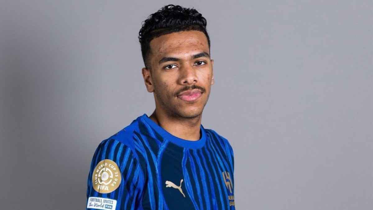 الجوير يطلب مغادرة الهلال رسميًا ويحسم مستقبله مع الفريق السعودي